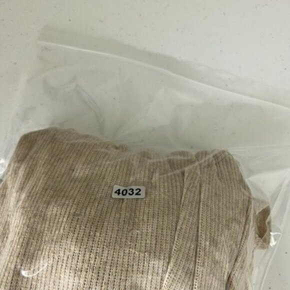 Free People FP Beach Harper Oatmeal Tiered Dress Womens XS Ruffle Knit V Neck - Picture 9 of 9